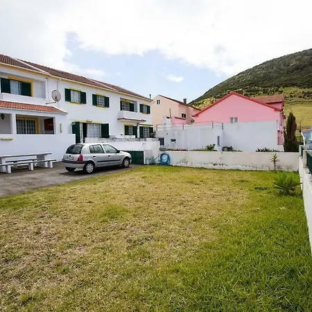 Casa Dos Rui's * ולאס